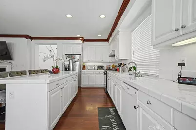 5927 Pilar Way, Bakersfield, CA 93306 - Photo 10