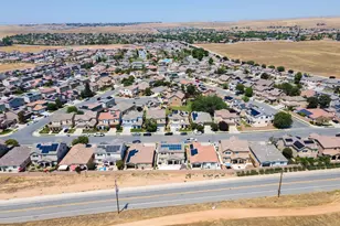 5927 Pilar Way, Bakersfield, CA 93306 - Photo 36