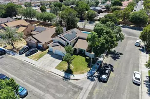 43659 Serenity Ct, Lancaster, CA 93535 - Photo 32