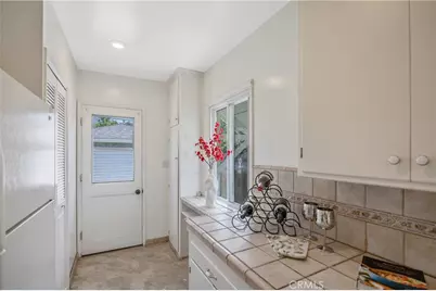 213 E Floral Avenue, Arcadia, CA 91006 - Photo 14