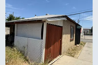 7408 Baird Avenue, Reseda, CA 91335 - Photo 4