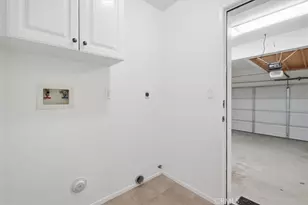 5199 Carmento Dr, Oak Park, CA 91377 - Photo 26