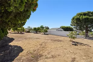 450 W Loop, Camarillo, CA 93010 - Photo 32