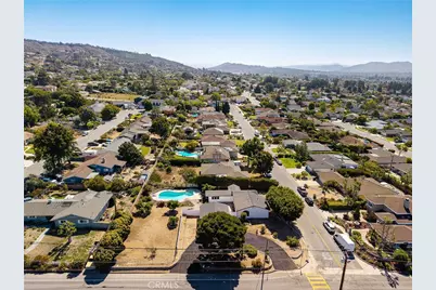 450 W Loop, Camarillo, CA 93010 - Photo 42