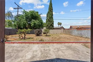 14609 S Cahita Ave, Compton, CA 90220 - Photo 32