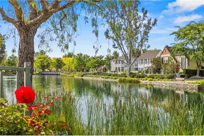 27034 Island, Valencia, CA 91355 - Photo 4