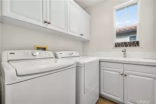 27034 Island, Valencia, CA 91355 - Photo 40