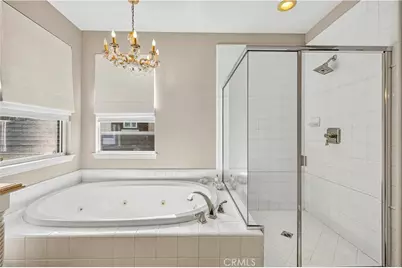 27034 Island, Valencia, CA 91355 - Photo 32