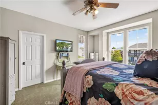 27034 Island, Valencia, CA 91355 - Photo 38