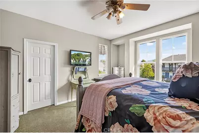 27034 Island, Valencia, CA 91355 - Photo 34