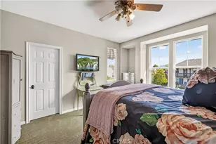 27034 Island, Valencia, CA 91355 - Photo 34