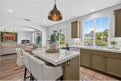 27034 Island, Valencia, CA 91355 - Photo 16