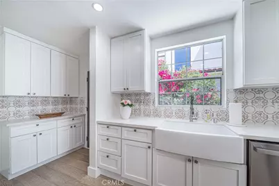 5143 Newcastle Avenue, Encino, CA 91316 - Photo 10