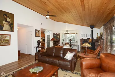 15417 Acacia, Pine Mountain Club, CA 93222 - Photo 10