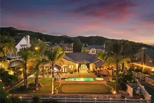 15263 Saddleback, Canyon Country, CA 91387 - Photo 4