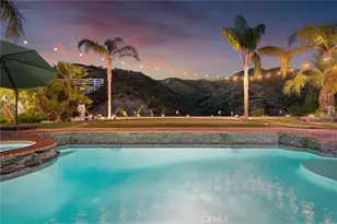 15263 Saddleback, Canyon Country, CA 91387 - Photo 8