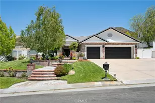 15263 Saddleback, Canyon Country, CA 91387 - Photo 2