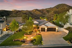 15263 Saddleback, Canyon Country, CA 91387 - Photo 2