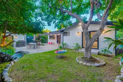 5715 Corteen, Valley Village, CA 91607 - Photo 36
