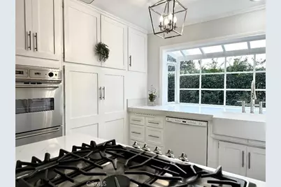 26261 Veva, Calabasas, CA 91302 - Photo 18