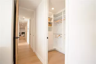 100 S Doheny Dr, Los Angeles, CA 90048 - Photo 12