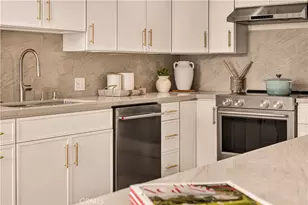 100 S Doheny Dr, Los Angeles, CA 90048 - Photo 10