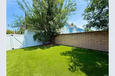 22130 Gault Street, Canoga Park, CA 91303 - Photo 48