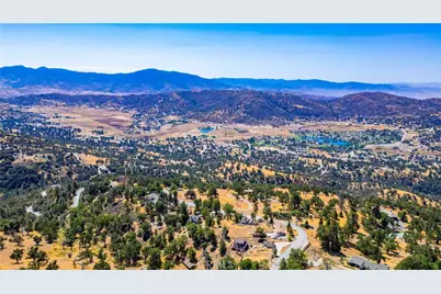 29600 Goldspike Road, Tehachapi, CA 93561 - Photo 38