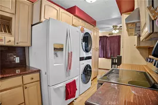 16042 Kittridge, Van Nuys, CA 91406 - Photo 12