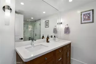 22253 Flanco Rd, Woodland Hills, CA 91364 - Photo 28
