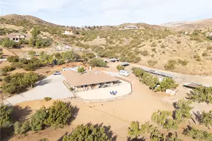 6535 Juniper Crest Rd, Agua Dulce, CA 91390 - Photo 4