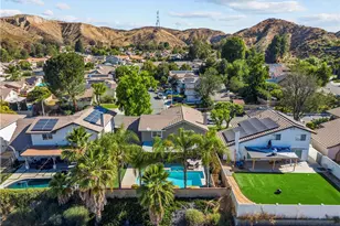 20456 Calhaven, Saugus, CA 91390 - Photo 4