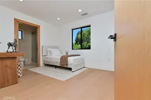 23409 Friar, Woodland Hills, CA 91367 - Photo 40