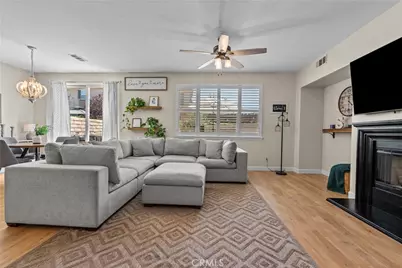 28354 Santa Rosa Lane, Saugus, CA 91350 - Photo 4