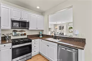 28354 Santa Rosa Ln, Saugus, CA 91350 - Photo 14