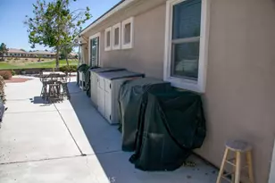 19611 Castle Harbor Ct, Apple Valley, CA 92308 - Photo 20
