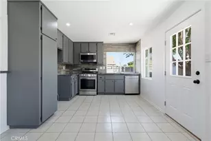 42804 Yew St, Lancaster, CA 93536 - Photo 8