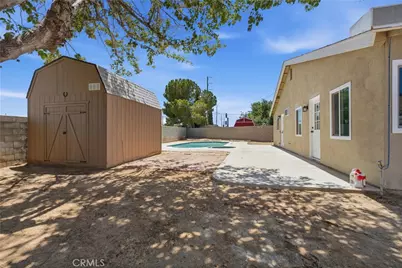42804 Yew Street, Lancaster, CA 93536 - Photo 16