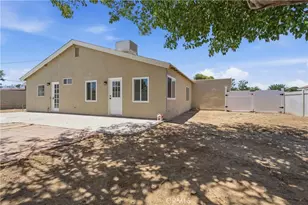 42804 Yew St, Lancaster, CA 93536 - Photo 14