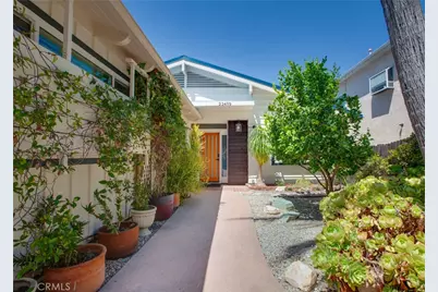 22459 Venido, Woodland Hills, CA 91364 - Photo 2