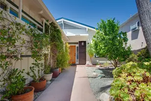 22459 Venido, Woodland Hills, CA 91364 - Photo 2