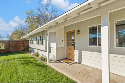 651 E Hillcrest Drive, Thousand Oaks, CA 91360 - Photo 12