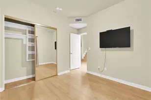 5242 Vesper, Sherman Oaks, CA 91411 - Photo 32