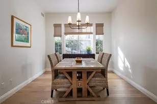 27008 Pierpont Ct, Valencia, CA 91355 - Photo 4