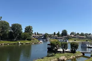 3935 Fairbreeze Cir, Westlake Village, CA 91361 - Photo 4