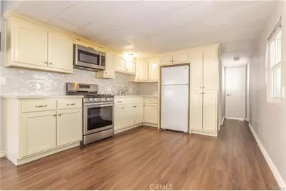16079 Yarnell Street #C15, Sylmar, CA 91342 - Photo 4