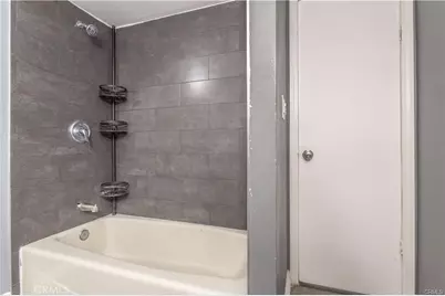 16079 Yarnell Street #C15, Sylmar, CA 91342 - Photo 8