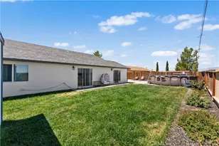 7821 Fir, California City, CA 93505 - Photo 42