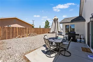 7821 Fir, California City, CA 93505 - Photo 36