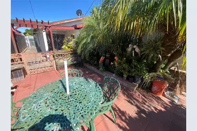 3111 Halldale Ave., Los Angeles, CA 90018 - Photo 6